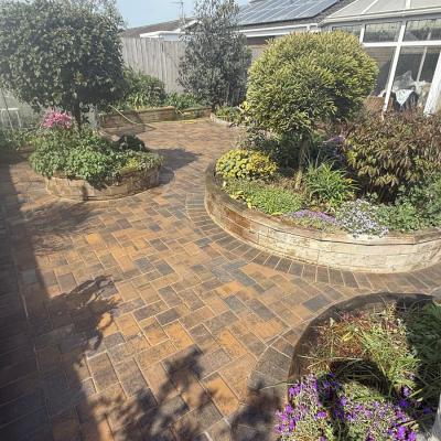 Patios 25 24