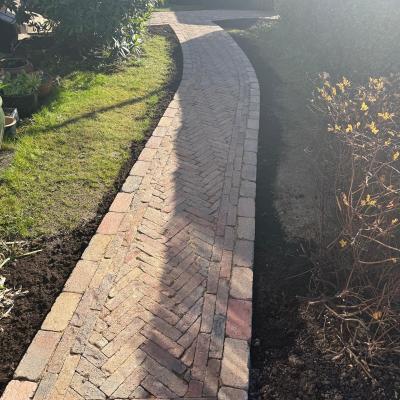 Patios 25 32